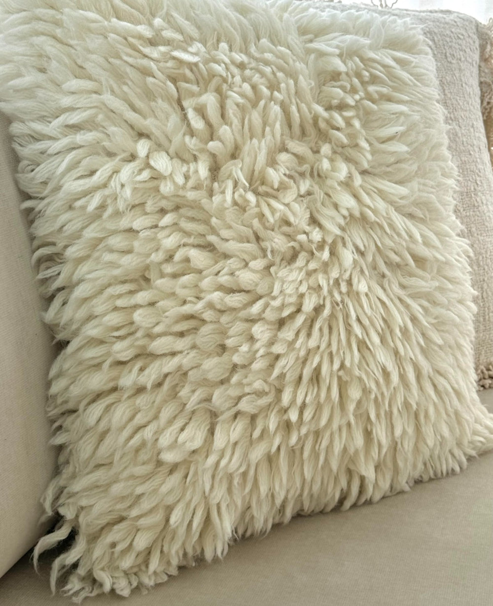 כרית פרווה LAUREN NATURAL