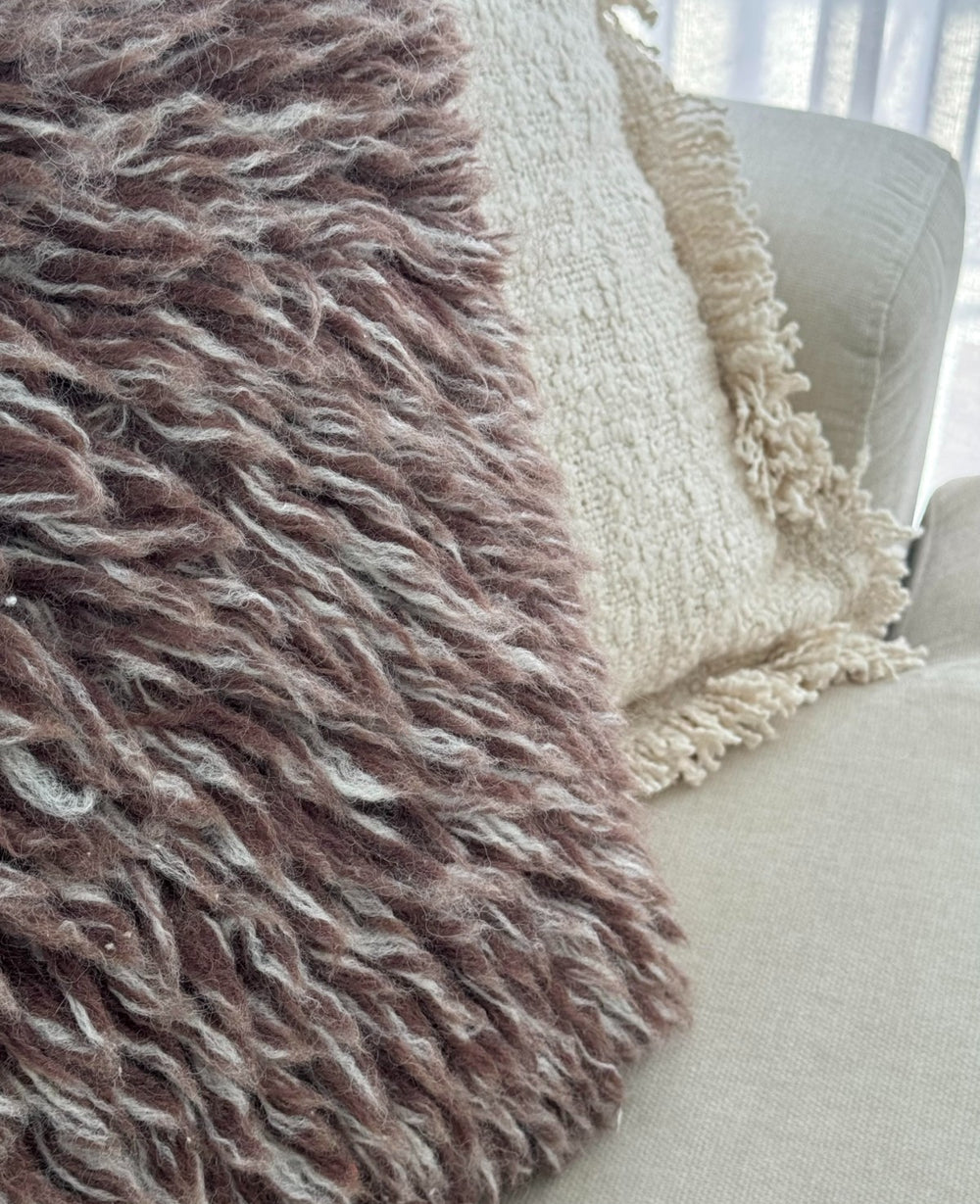 כרית פרווה LAUREN BROWN