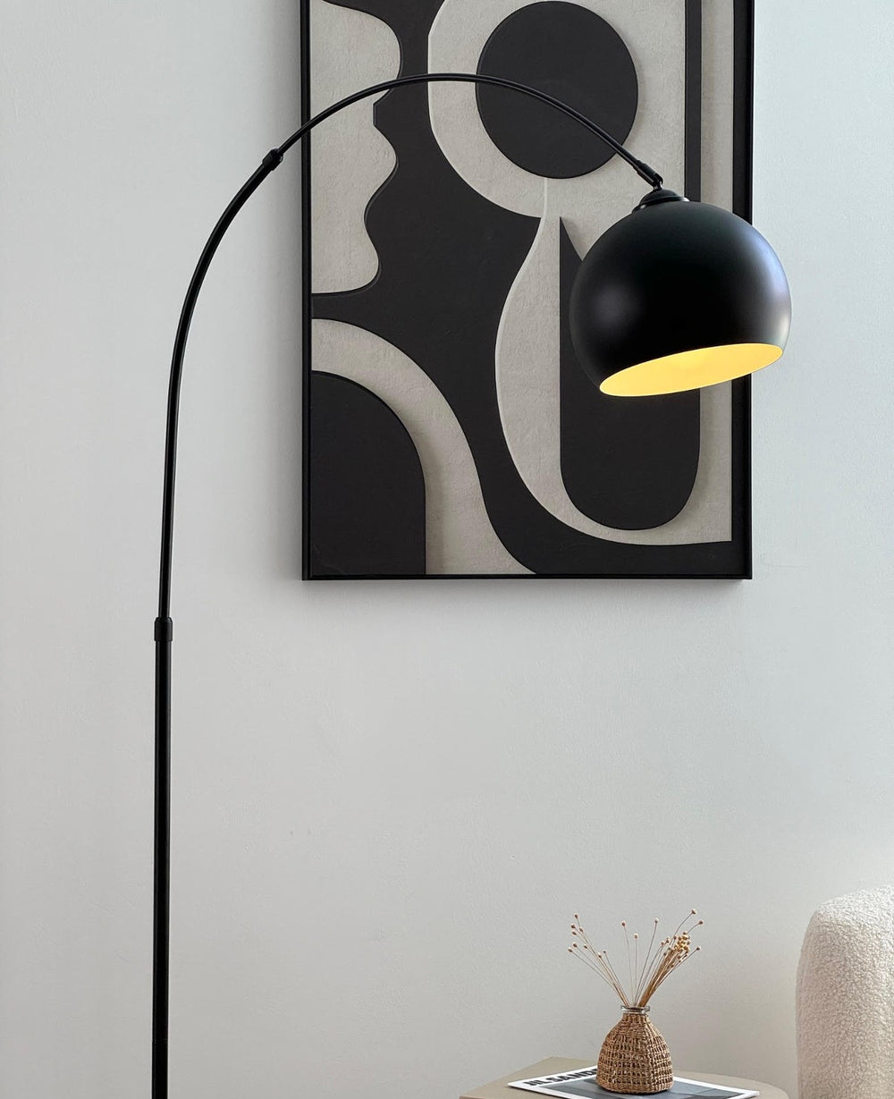 מנורה עומדת BAUHAUS BLACK