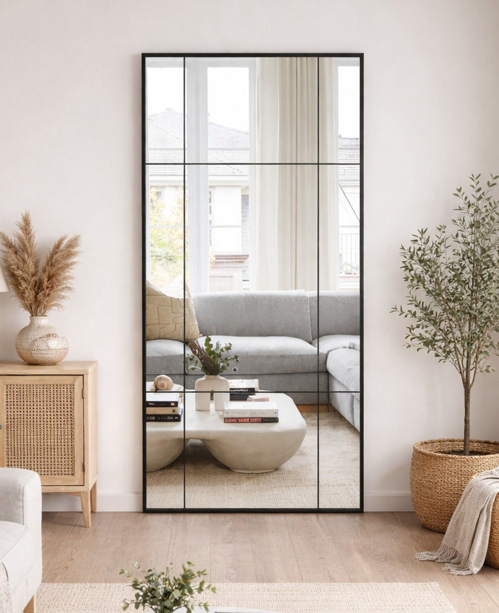 מראת מתכת מחולקת