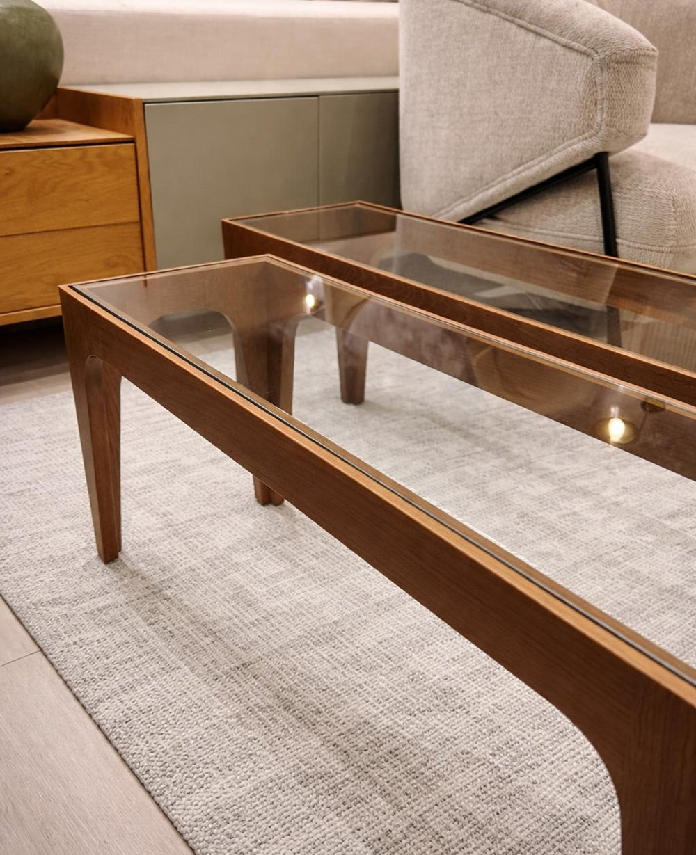 סט שולחנות עץ הודיה