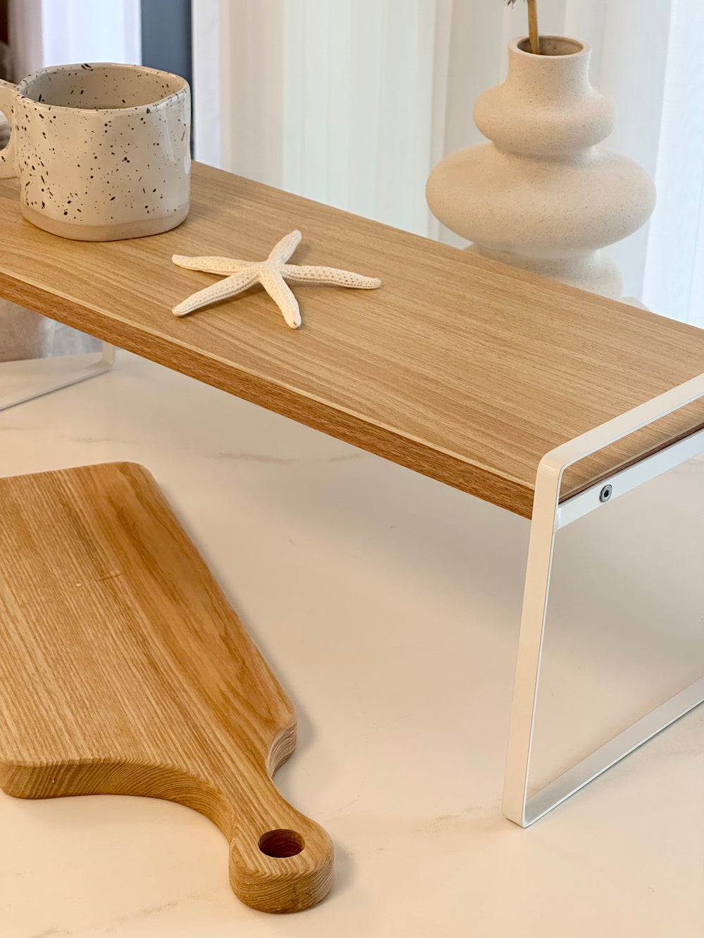 מדף שולחני לבן METAL STAND