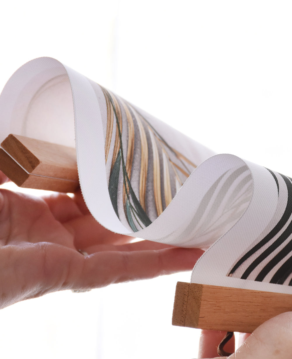 מתלה מגנטי לפוסטר L