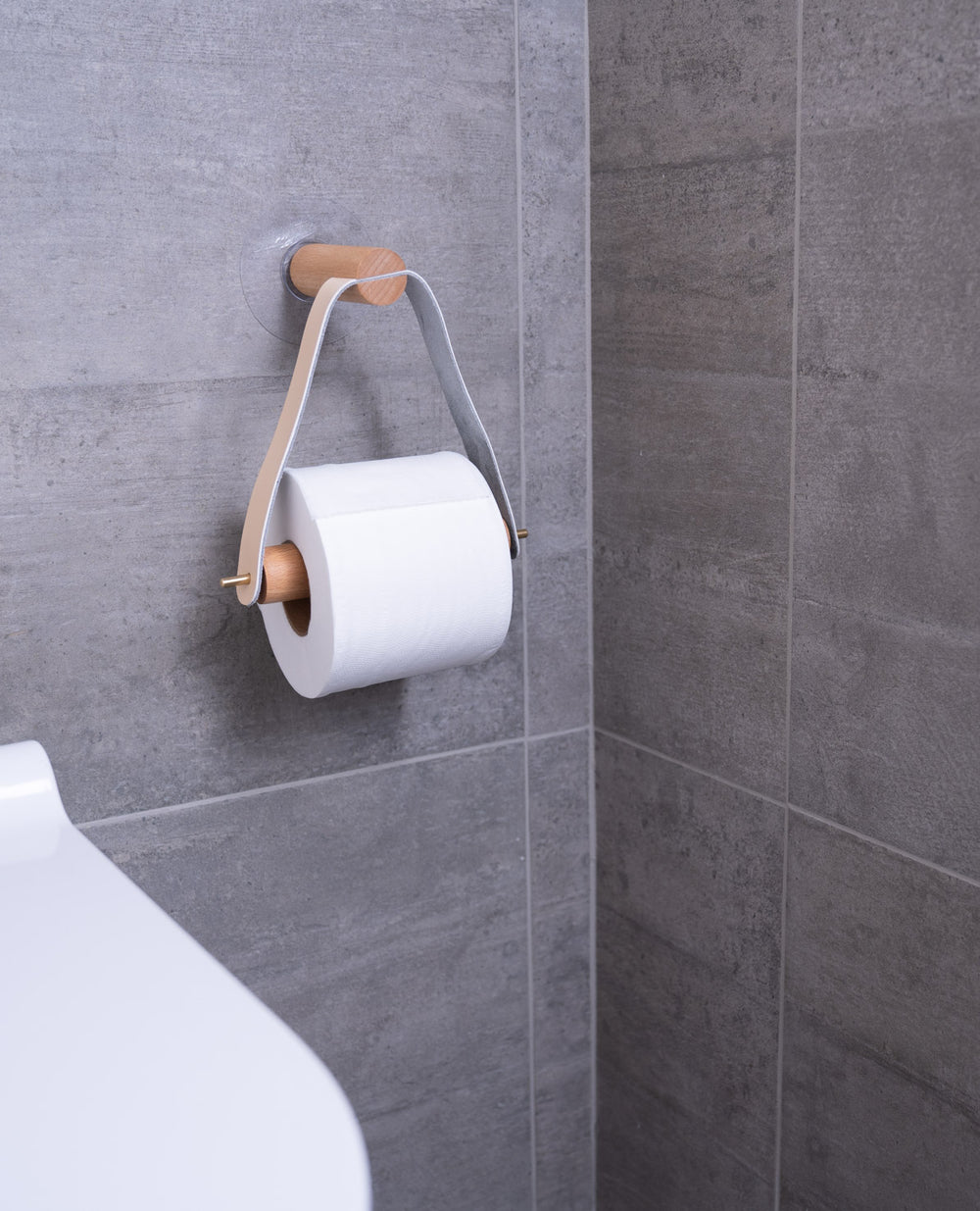 מתלה עץ לנייר טואלט